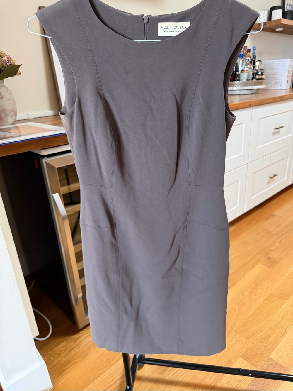 MM Lafleur Gray Sleeveless Sheath Dress